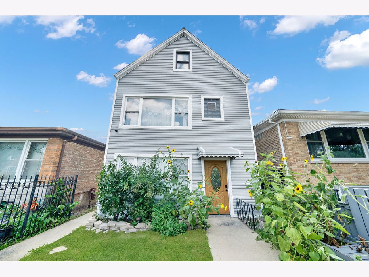  For Sale Chicago Illinois, 850 Kildare Avenue