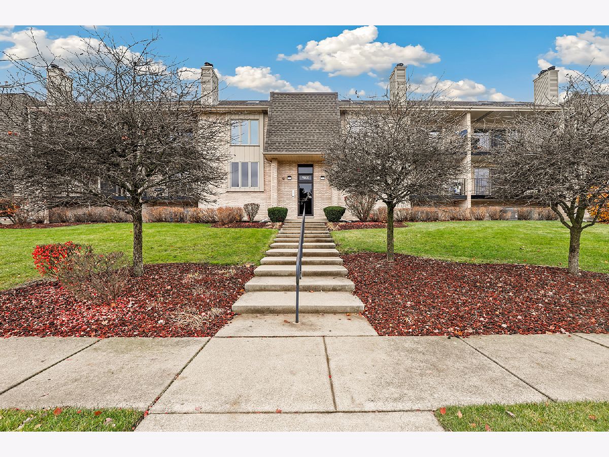  For Sale Orland Park Illinois, 7805 157th Street