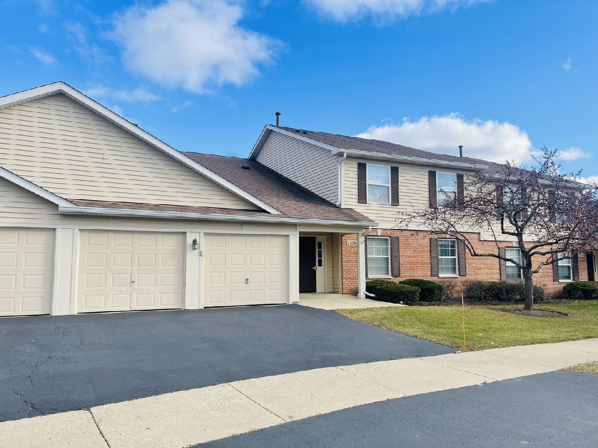  For Rent Round Lake Beach Illinois, 1179 Village