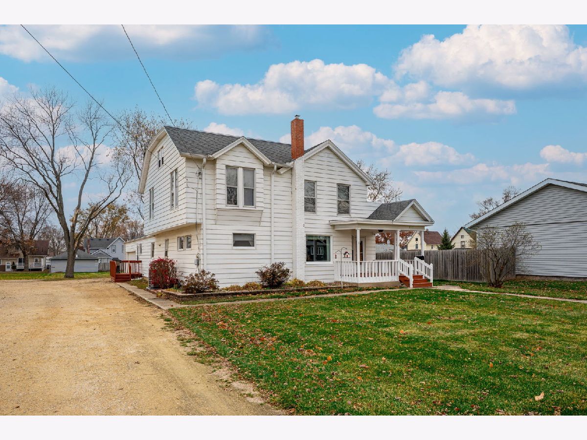  For Sale Belvidere Illinois, 1111 Pearl Street