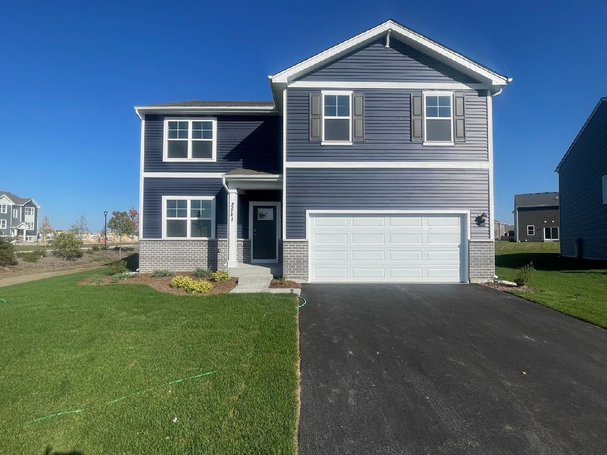 Townhomes & Condos & Homes Sold Cambridge Lakes Pingree Grove Illinois, 2581 Santa Fe