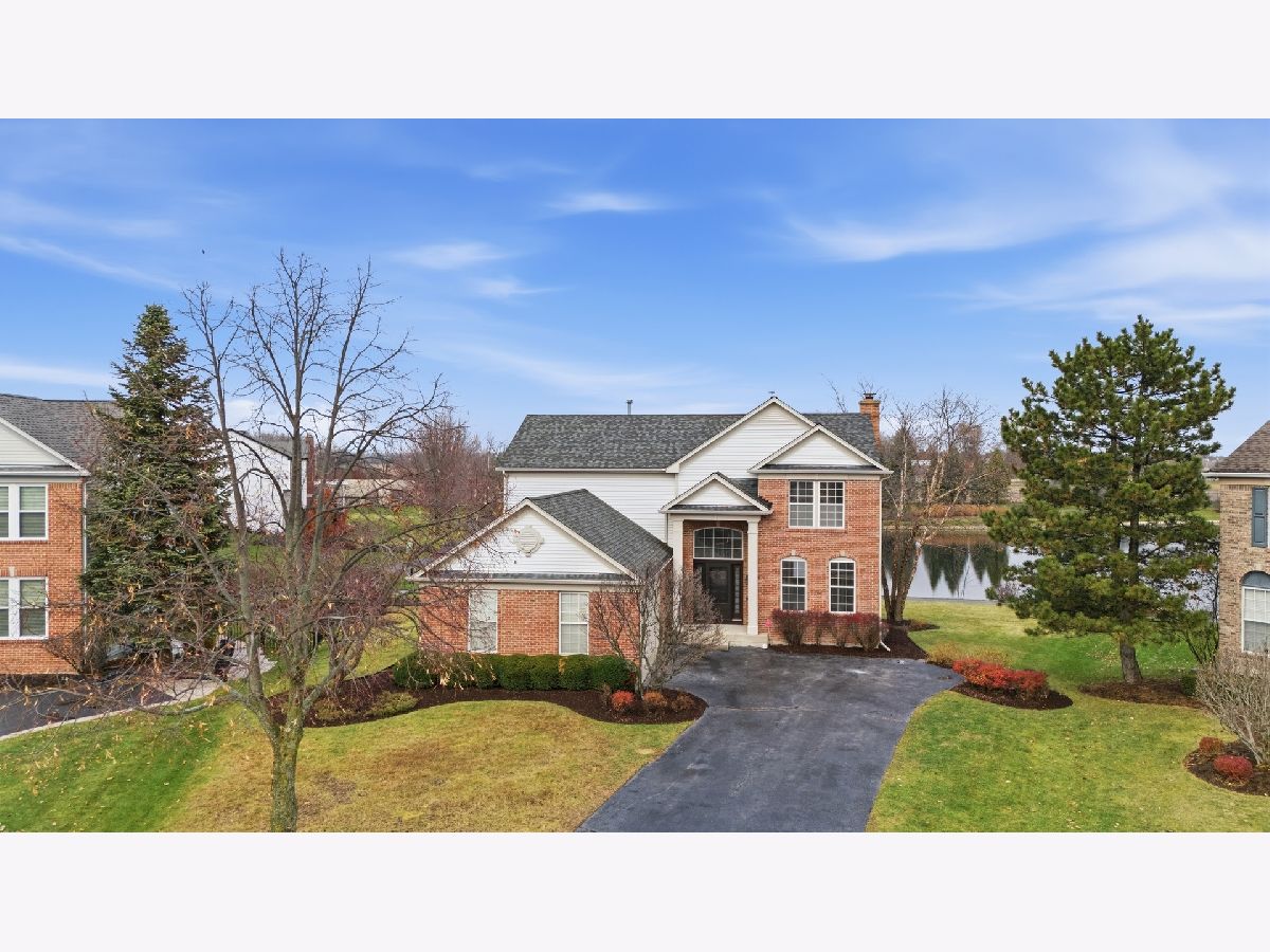  For Sale Algonquin Illinois, 6 Camberwell Court