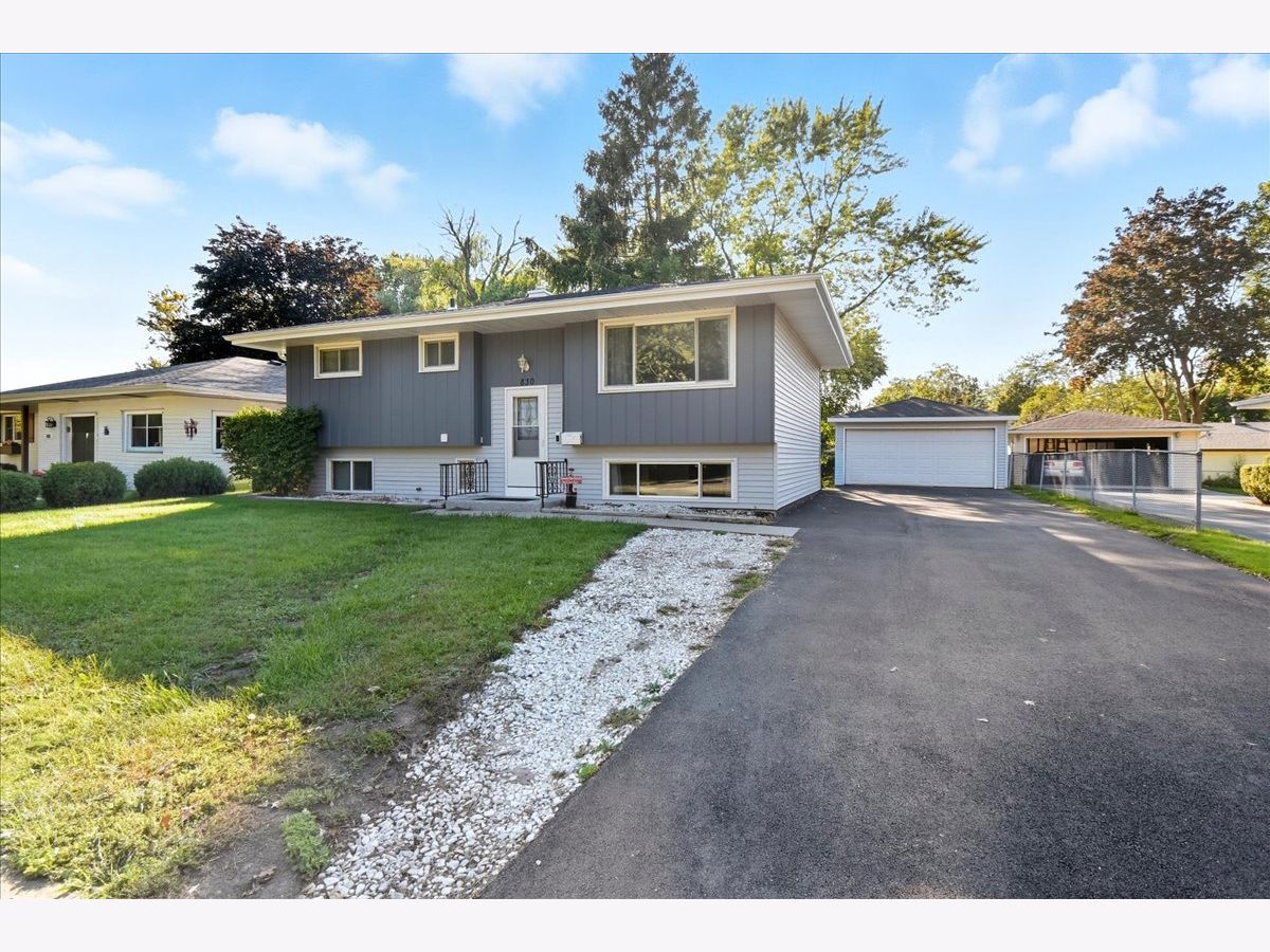  Rented Winthrop Harbor Illinois, 830 Russell