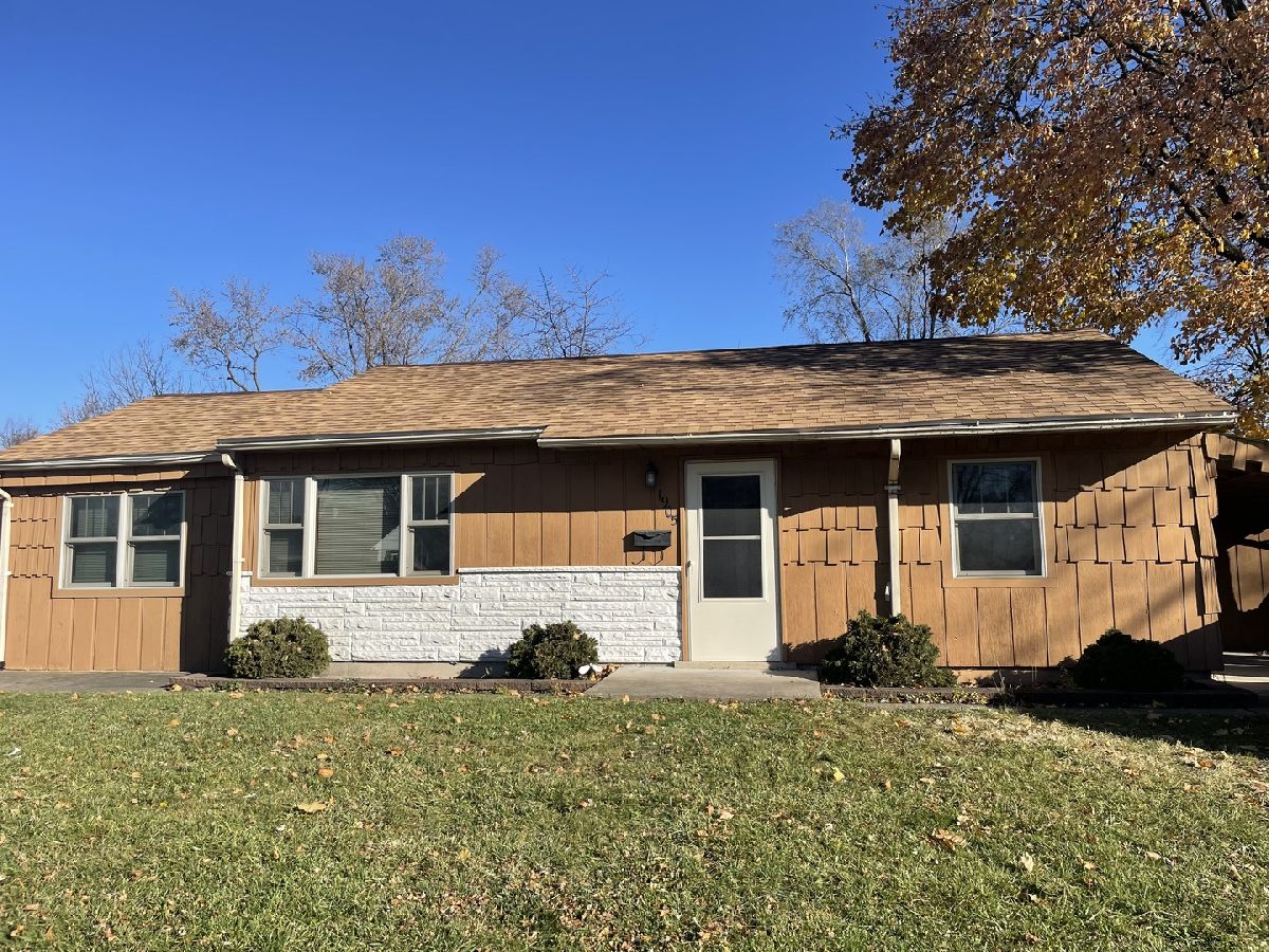  For Sale Crest Hill Illinois, 1905 Innercircle Drive