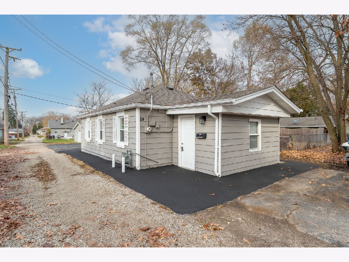  For Sale Joliet Illinois, 24 Circle Drive