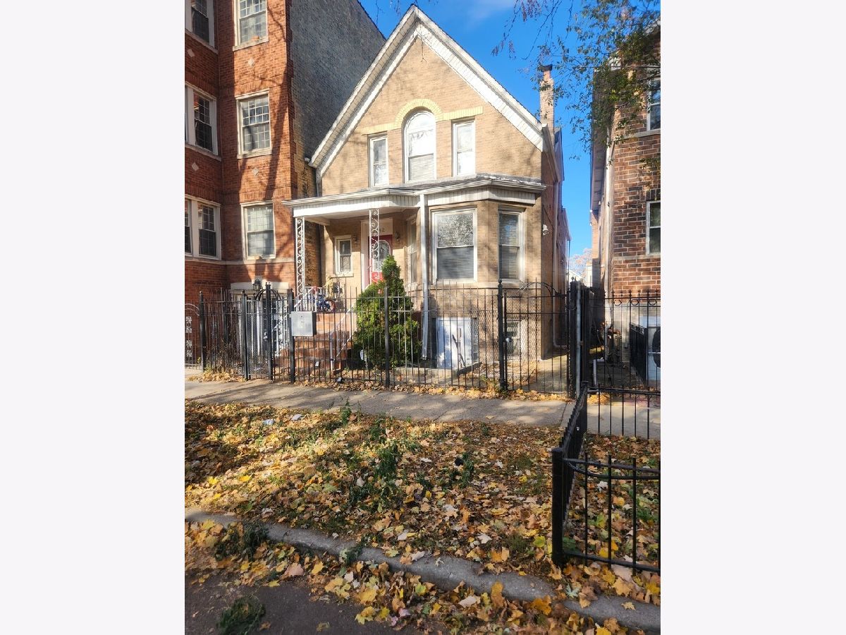  For Sale Chicago Illinois, 3342 Crystal Street