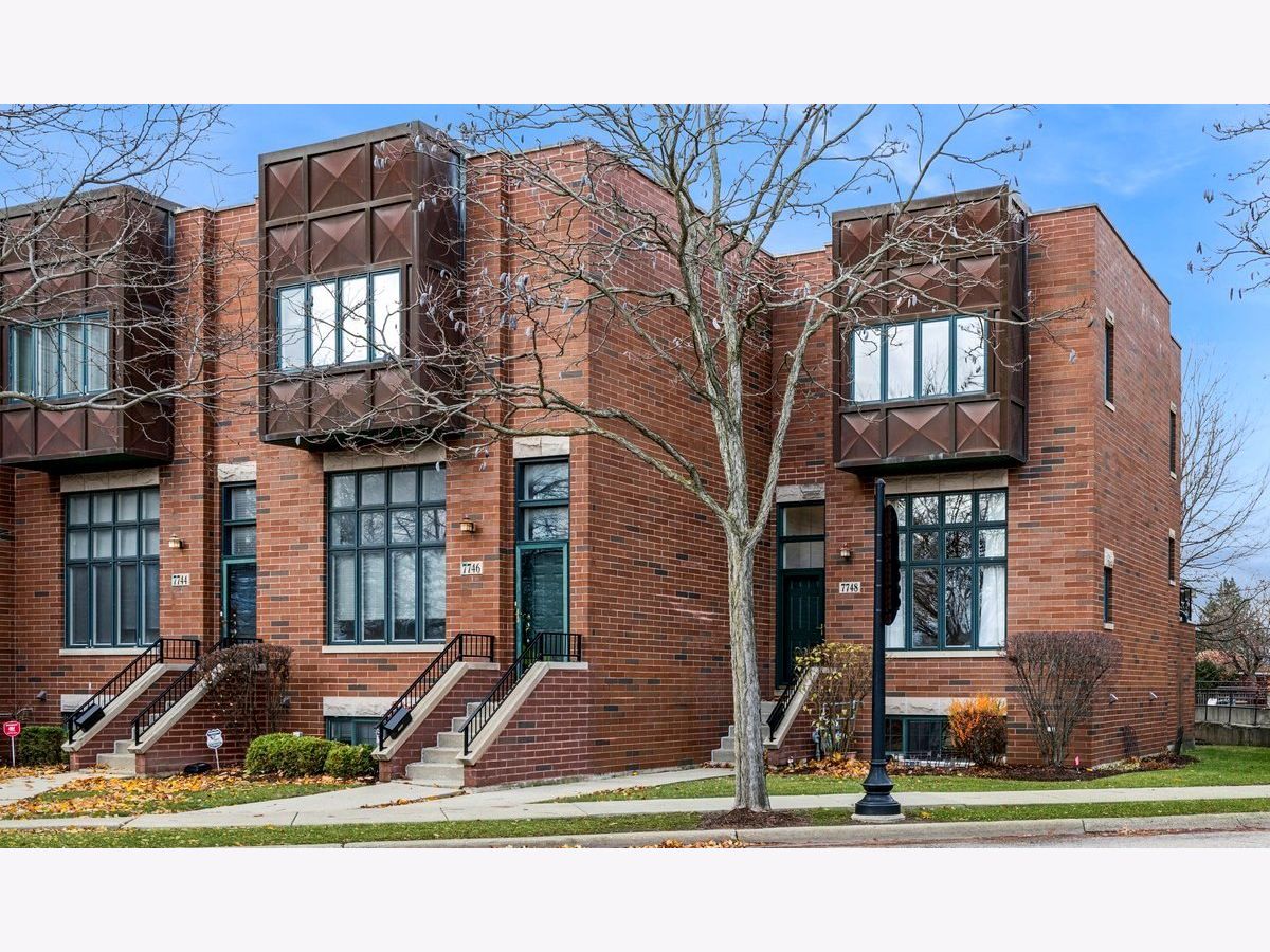  For Rent Skokie Illinois, 7748 Lincoln