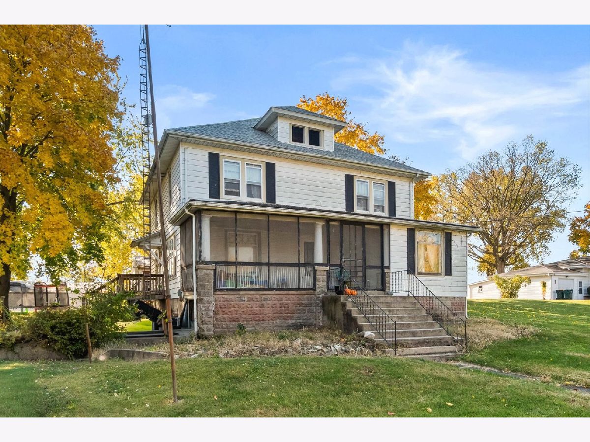  Sold Sheridan Illinois, 305 Park