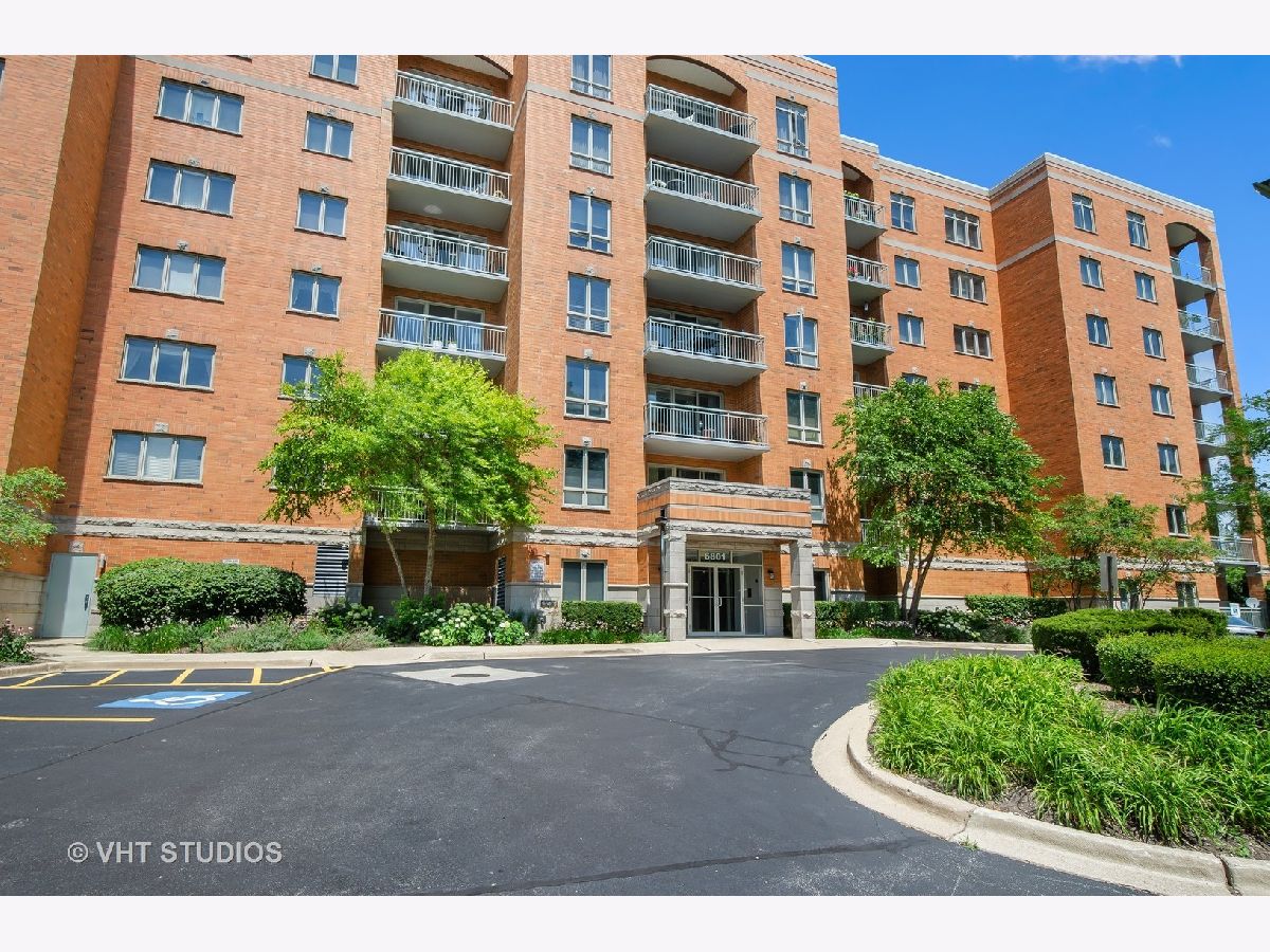  For Sale Niles Illinois, 6801 Milwaukee Avenue