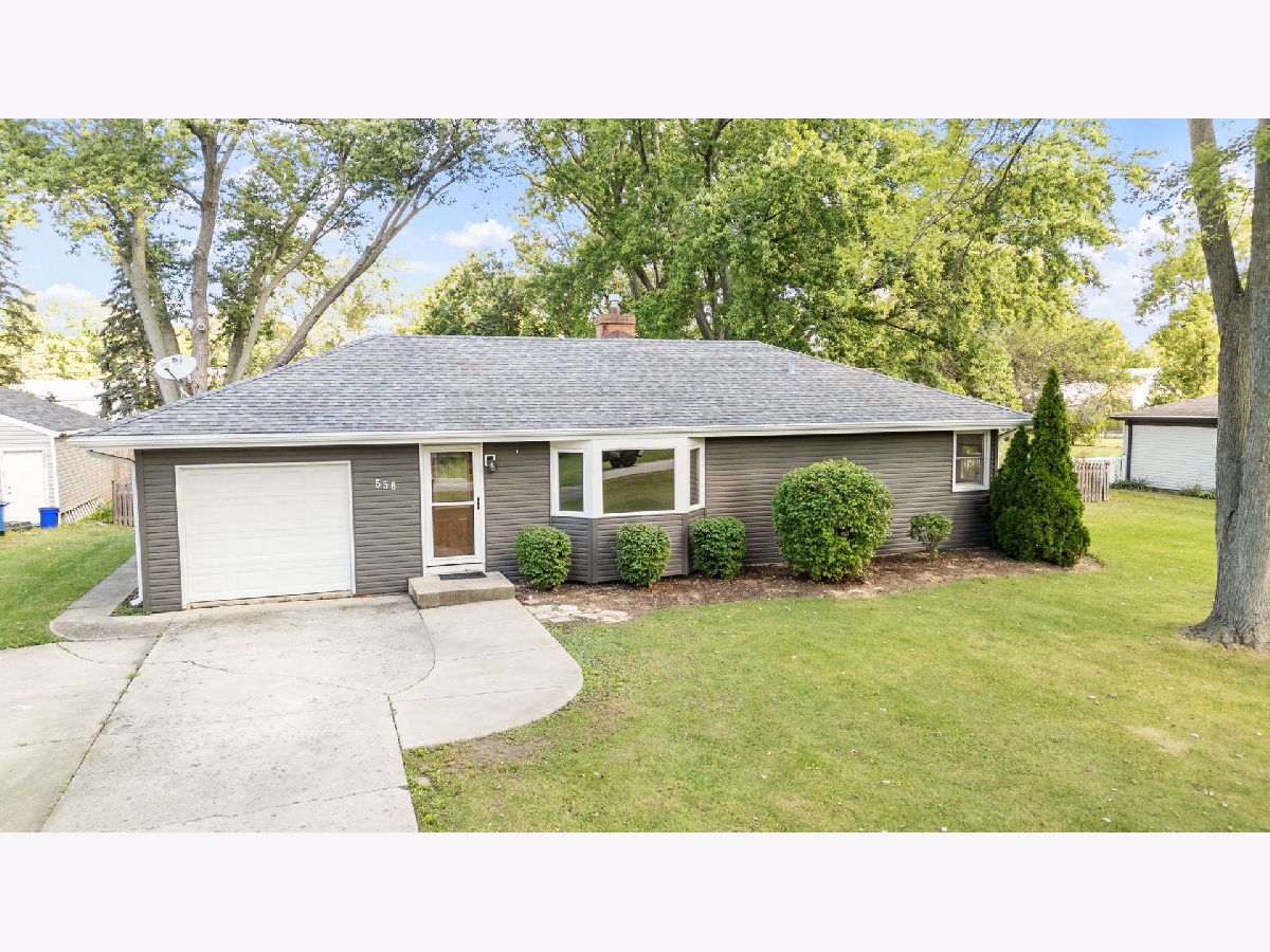  For Sale Warrenville Illinois, 28w556 Forestview Avenue