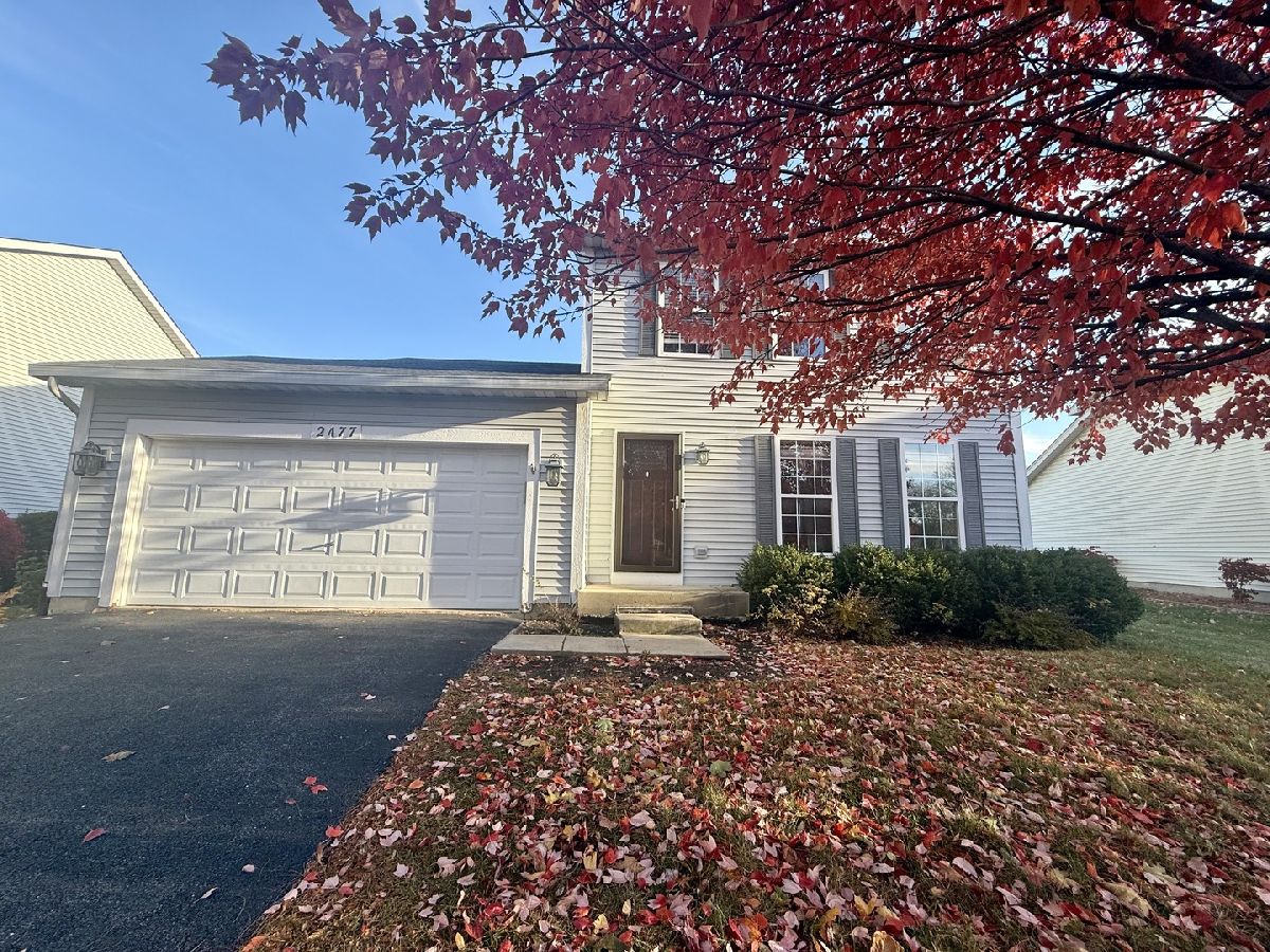 Homes & Townhomes & Condos For Rent Lakewood Valley Aurora Illinois, 2477 Smithfield