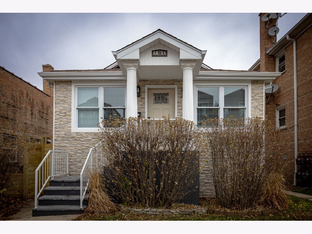  For Sale Chicago Illinois, 6614 Belmont Avenue