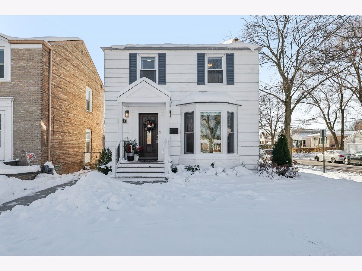  Sold Evanston Illinois