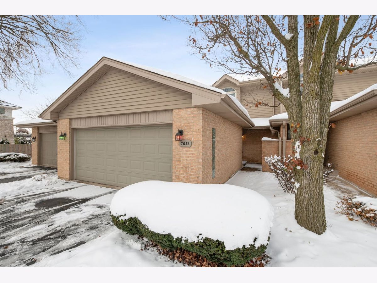  For Sale Orland Park Illinois, 7642 158th Court