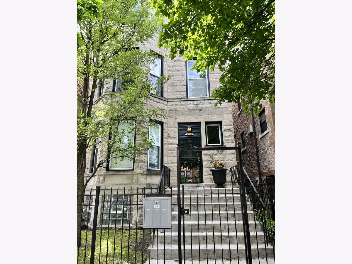  For Rent Chicago Illinois, 4918 Saint Lawrence