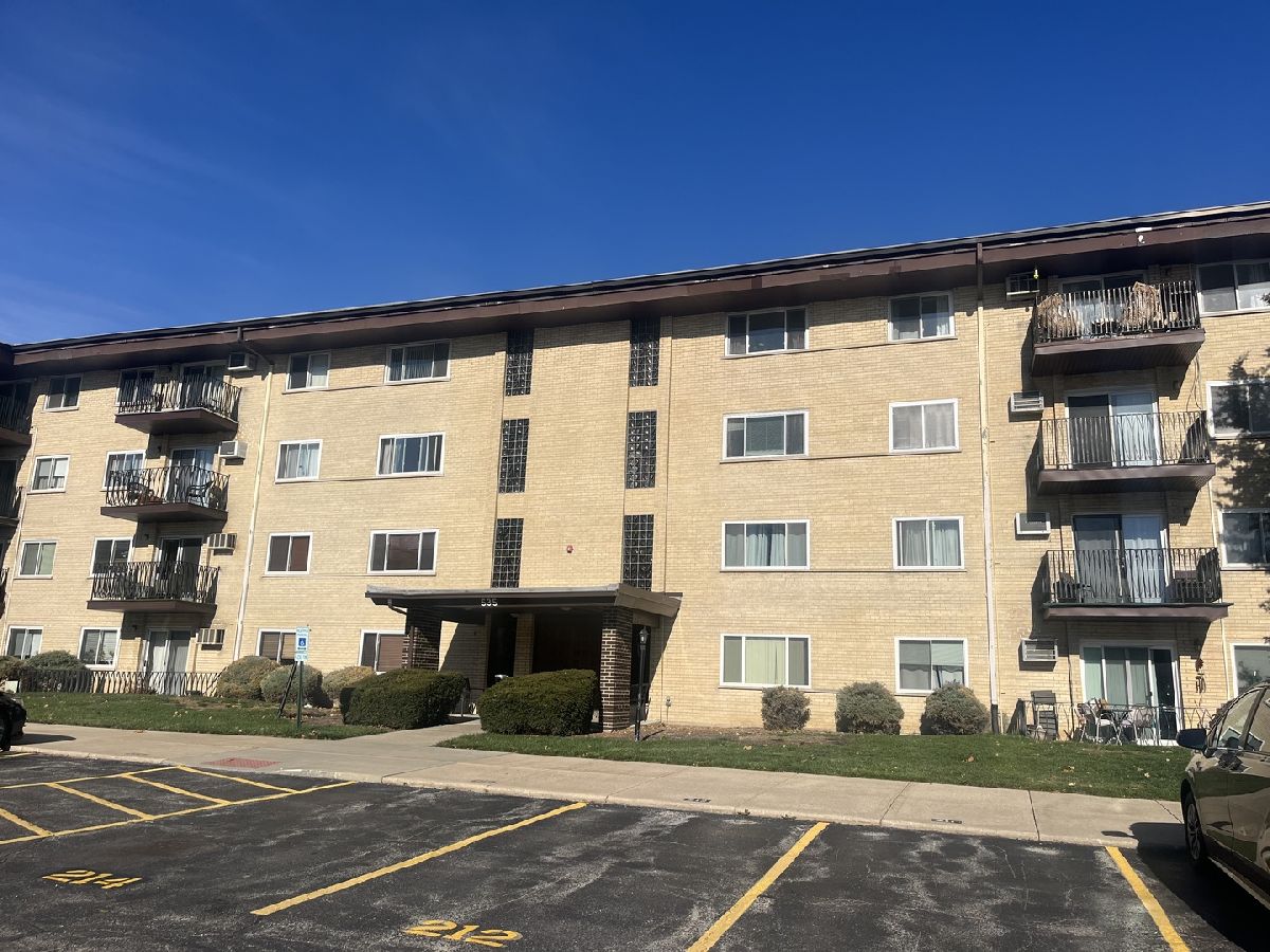  For Rent Arlington Heights Illinois, 535 Cleveland