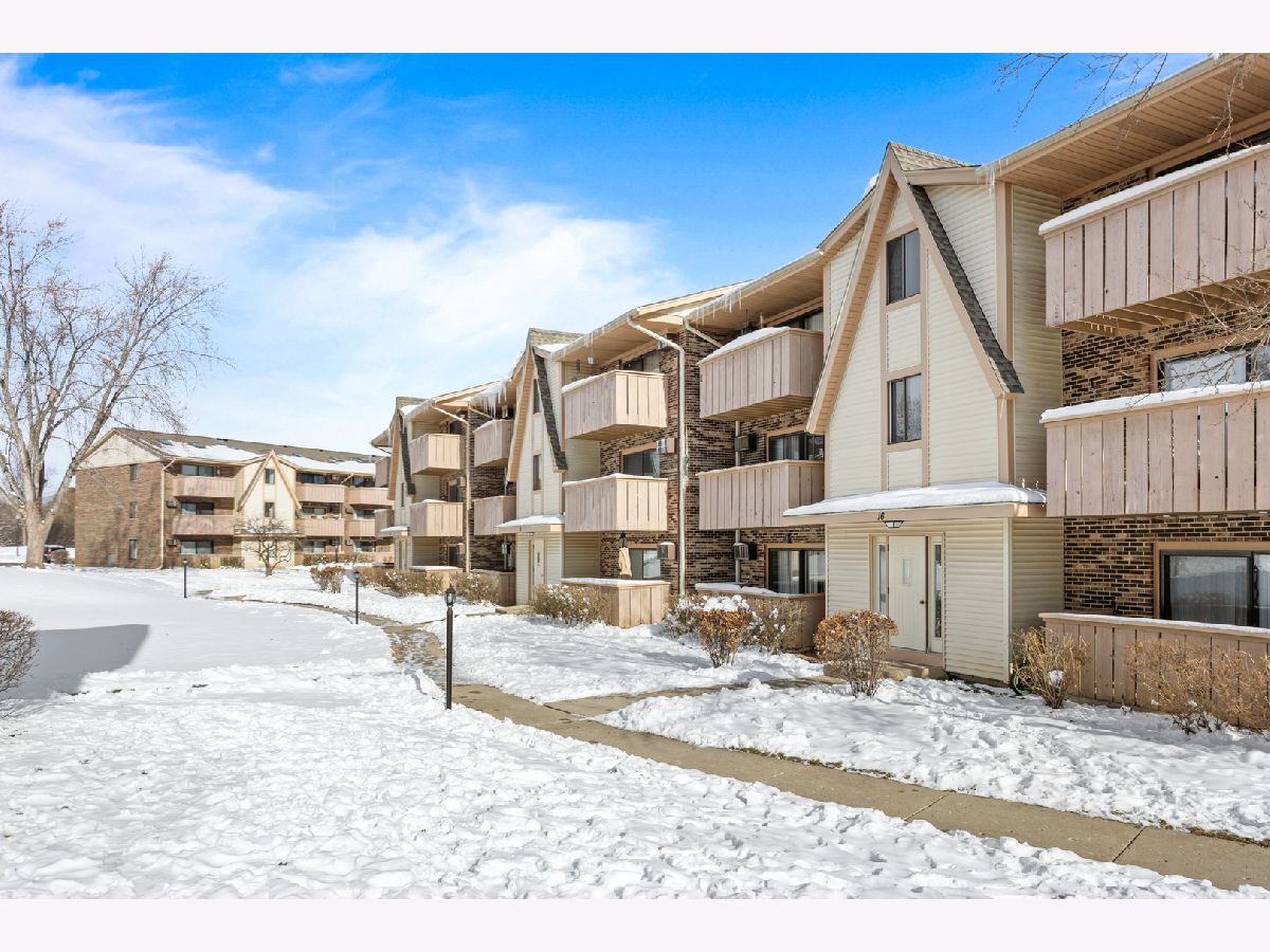  For Sale Vernon Hills Illinois, 16 Echo Court