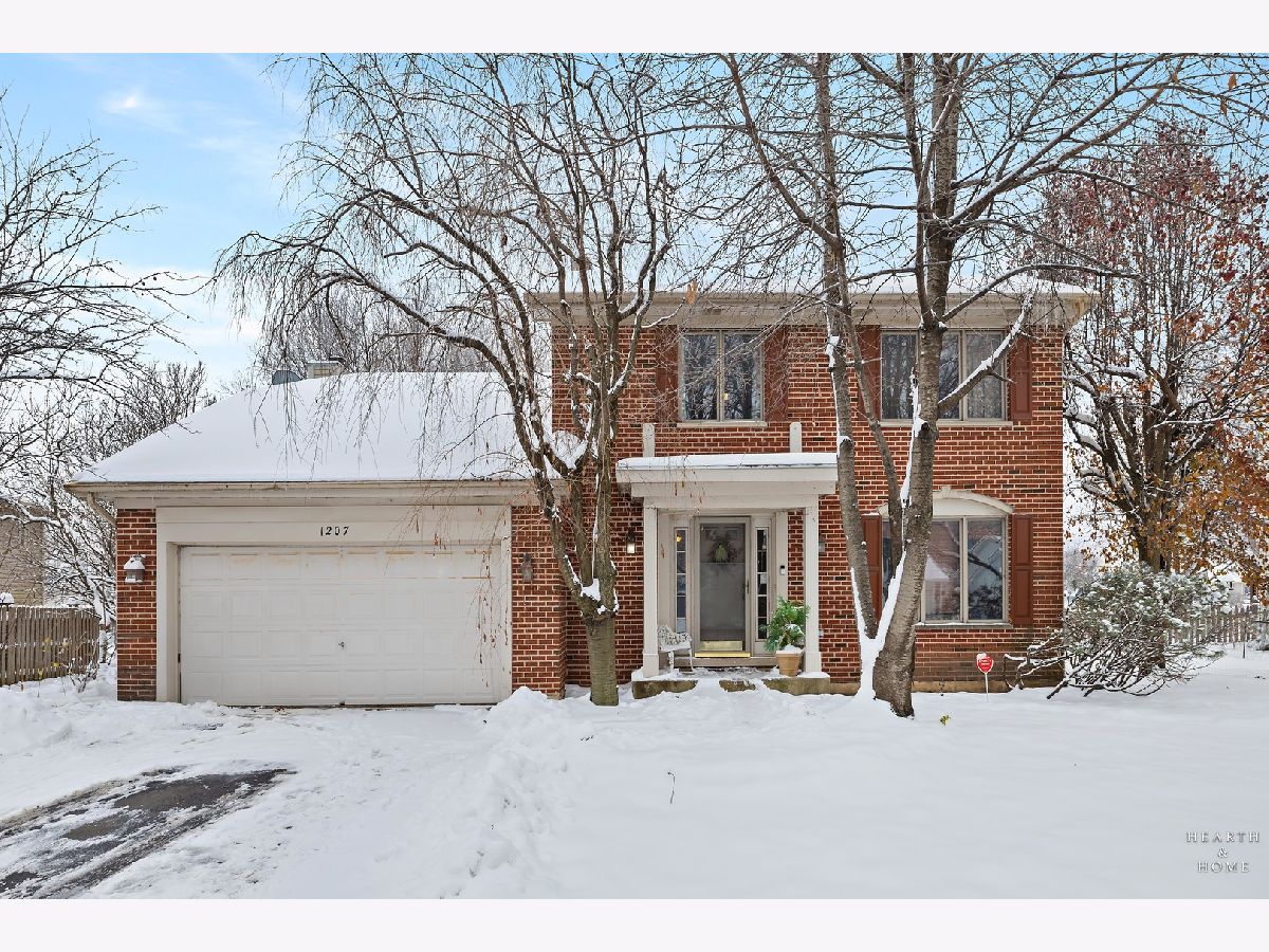  For Sale Bolingbrook Illinois, 1207 Quail Run Avenue