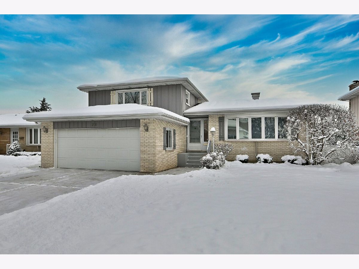  For Sale Addison Illinois, 231 Flora Parkway