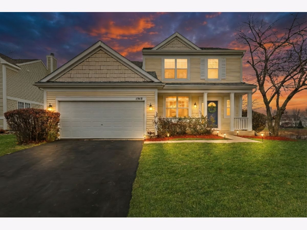  For Sale Round Lake Illinois, 1948 Lily Lane