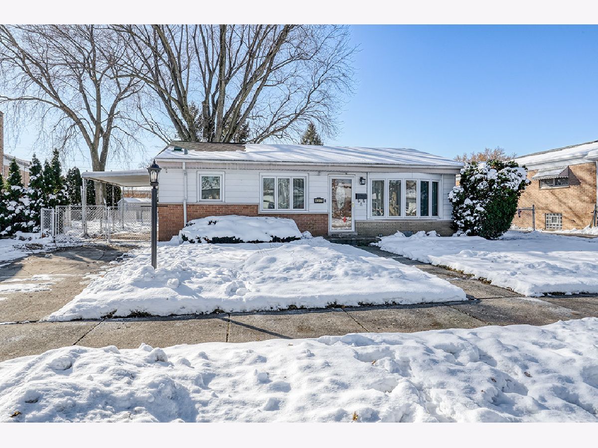  For Sale Alsip Illinois, 4317 Linecrest Drive