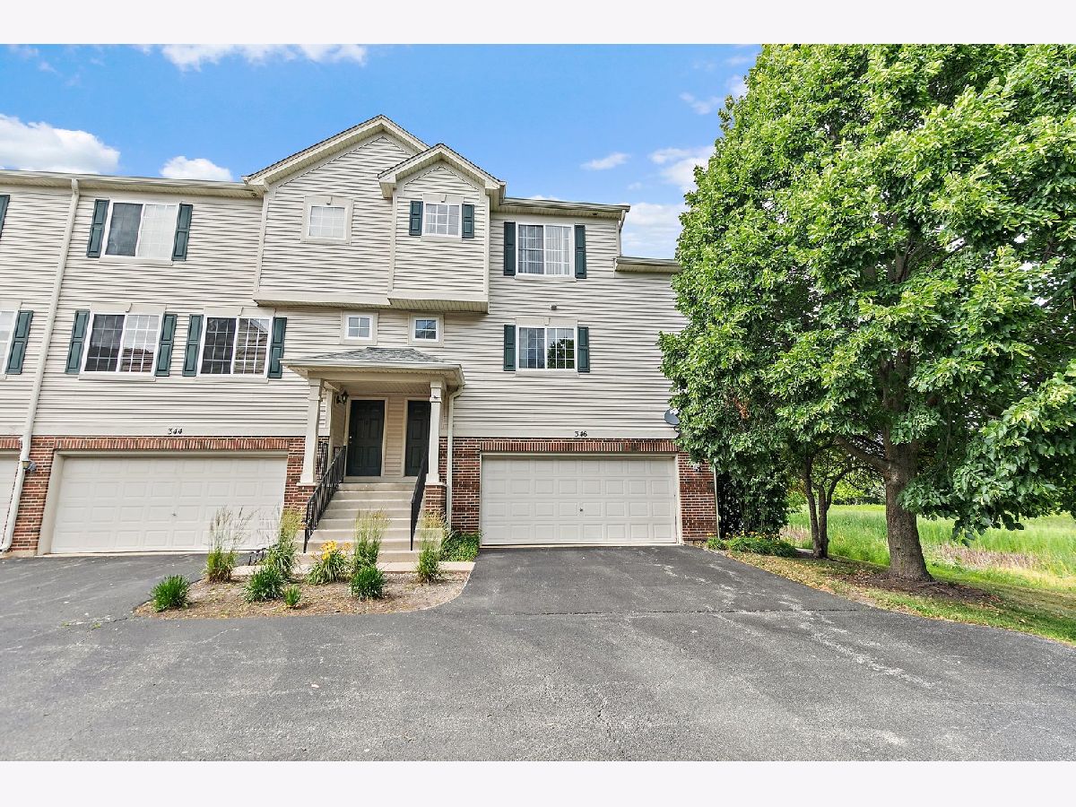 Townhomes & Condos & Homes For Rent Timber Trails Gilberts Illinois, 346 Evergreen