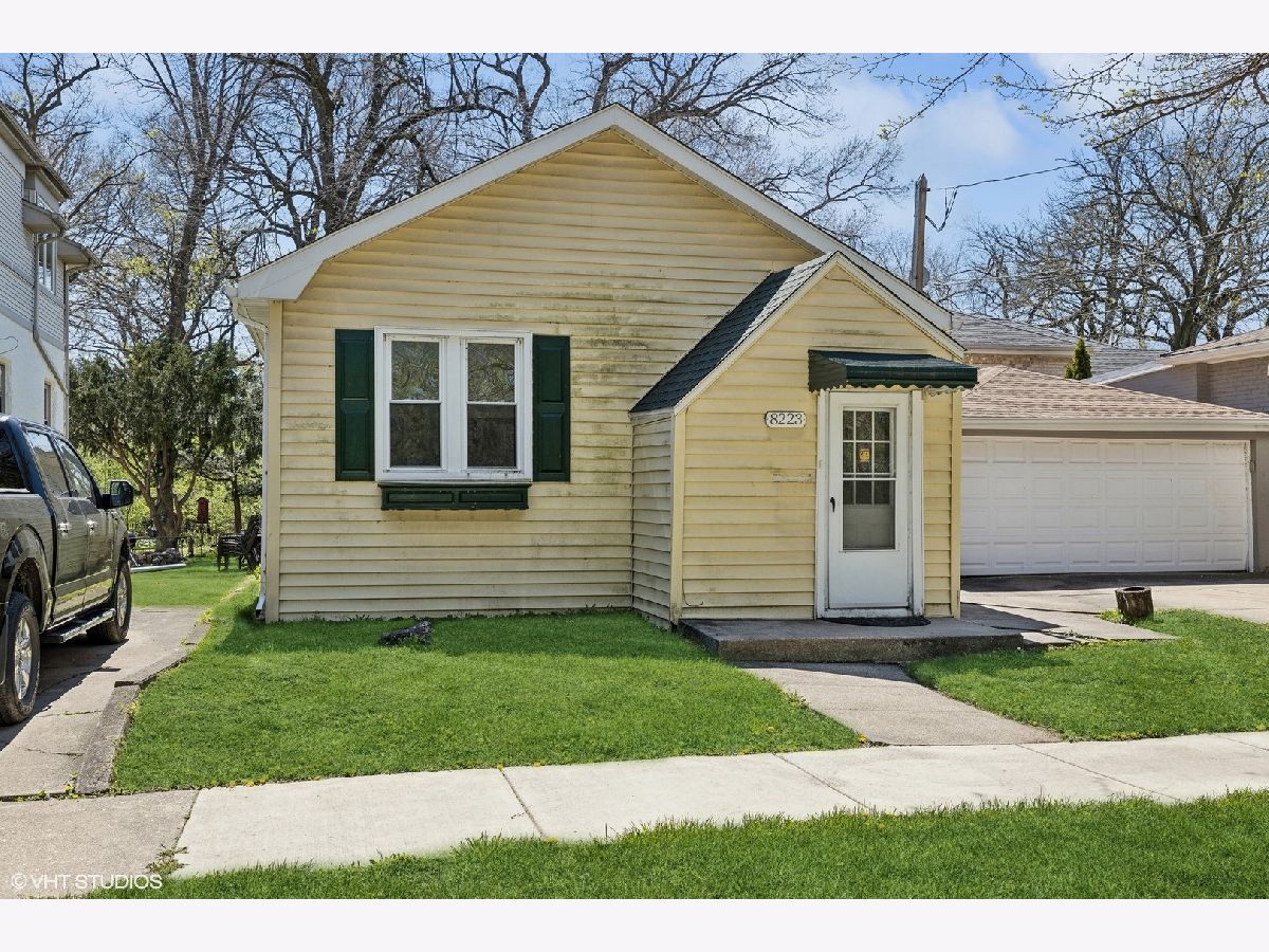  Rented North Riverside Illinois, 8223 30th