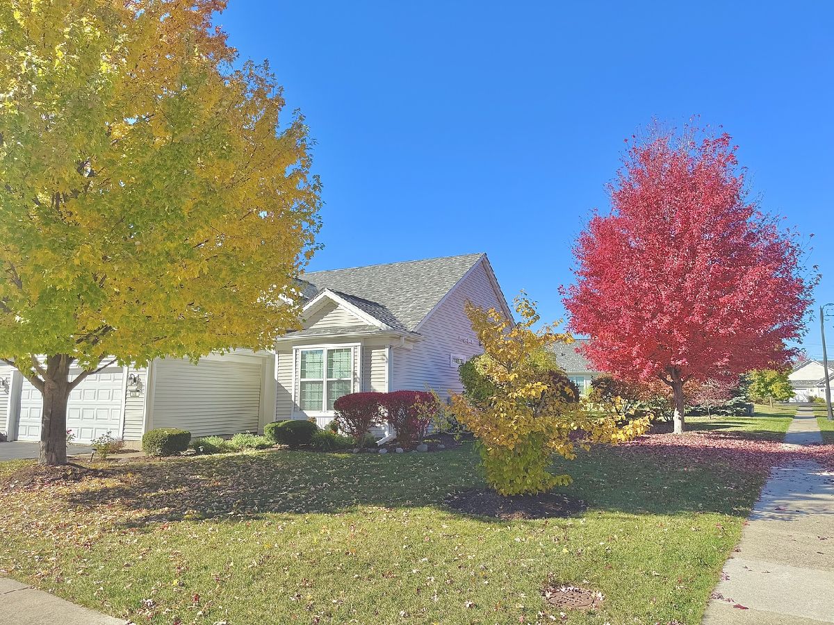  For Sale Shorewood Illinois, 801 Treetop Lane