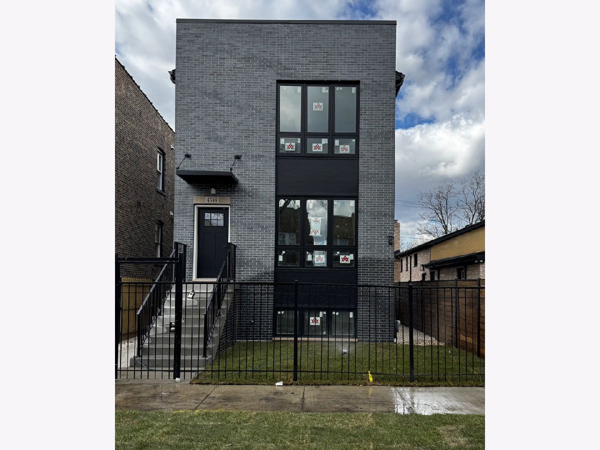  For Sale Chicago Illinois, 4348 Thomas Street