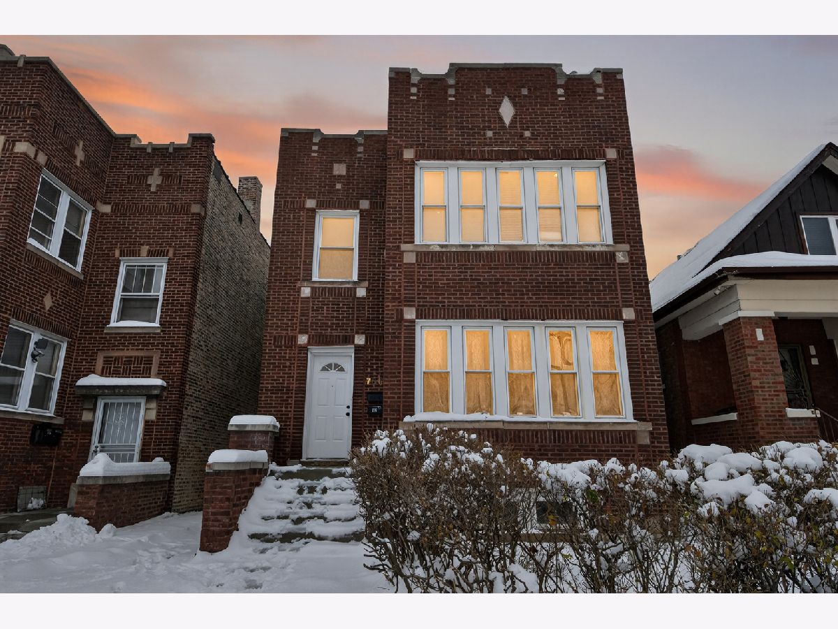  For Sale Chicago Illinois, 7613 Marshfield Avenue