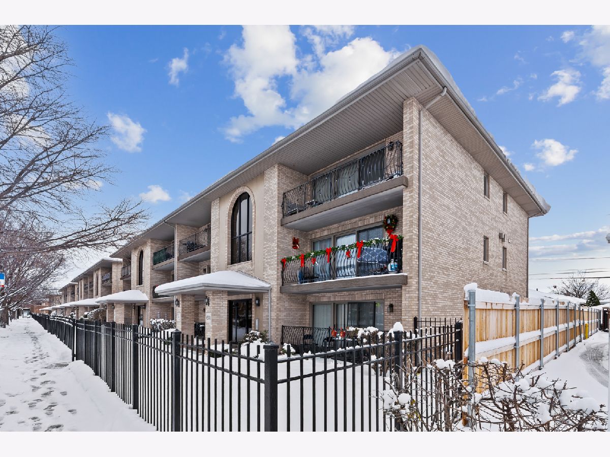  For Sale Chicago Illinois, 6331 63rd Street