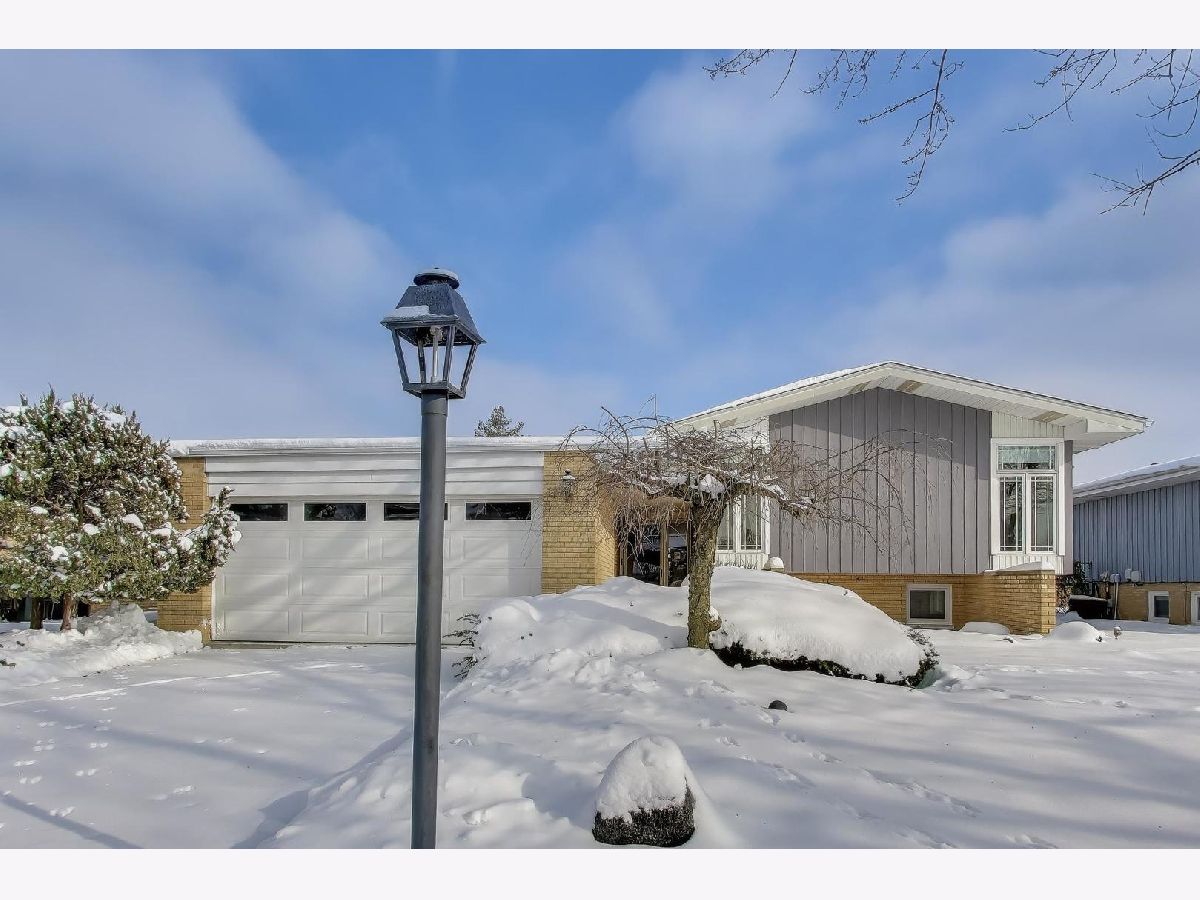  For Sale Oak Forest Illinois, 15441 Betty Ann Lane