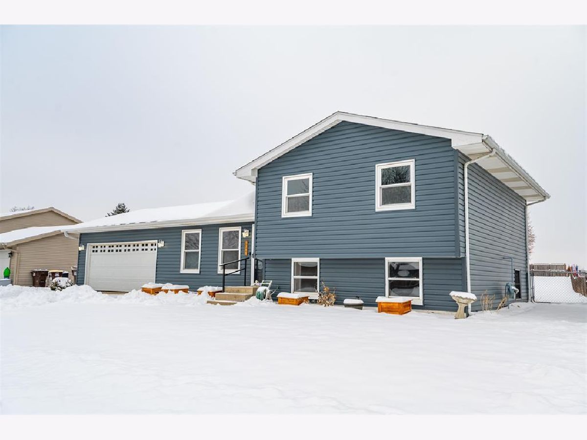  For Sale Loves Park Illinois, 5368 Pebble Creek Trail