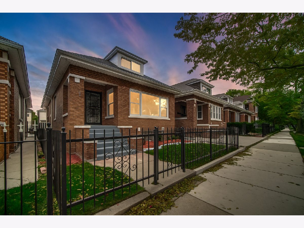  For Sale Chicago Illinois, 6741 Maplewood Avenue