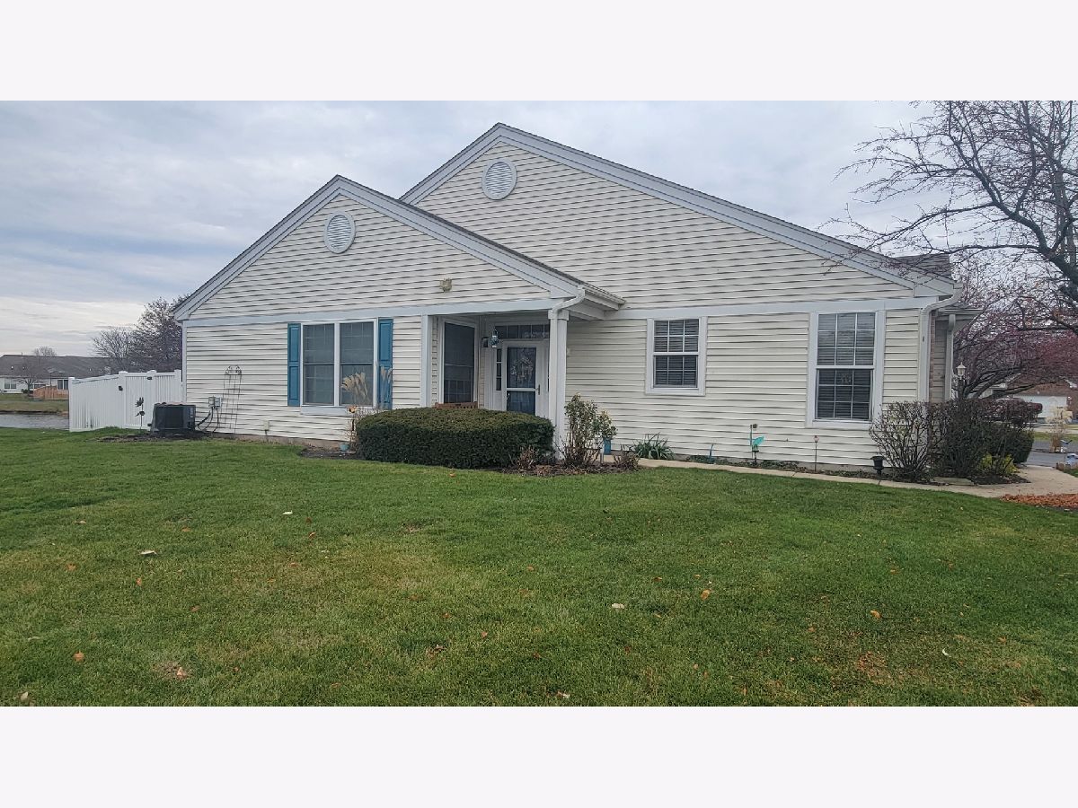  For Sale Dekalb Illinois, 1415 Cambria Drive