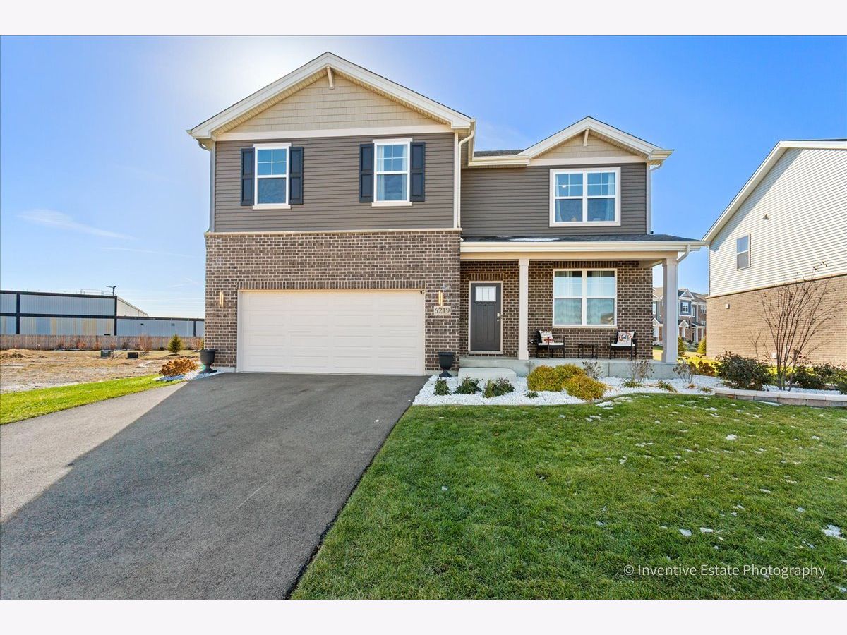 Condos & Townhomes & Homes For Sale Oak Ridge Tinley Park Illinois, 6219 Longford Lane