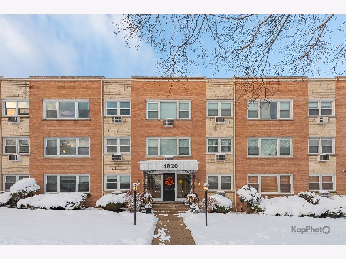  For Sale Skokie Illinois, 4820 Conrad Street