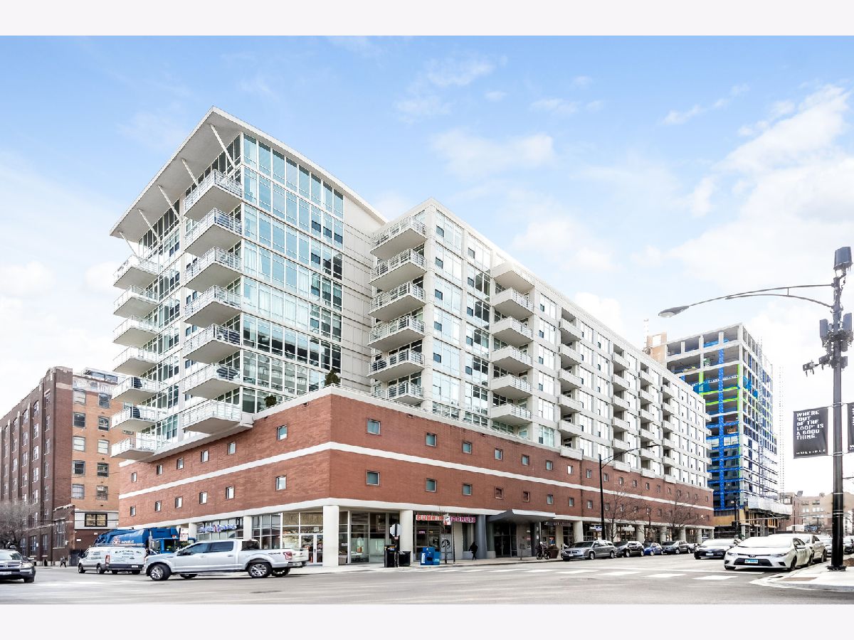  Rented Chicago Illinois, 909 Washington