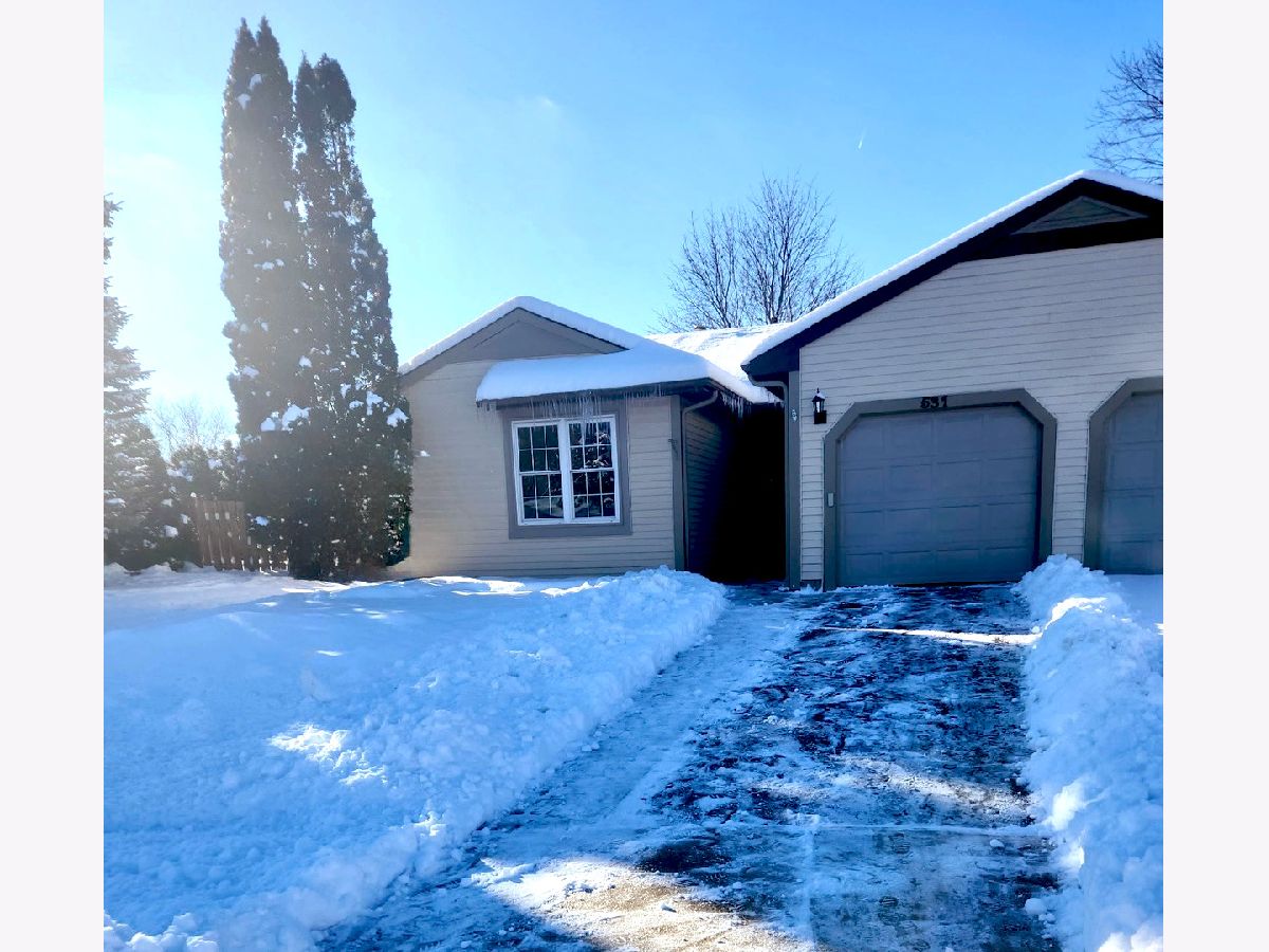  For Sale Buffalo Grove Illinois, 531 Lasalle Lane