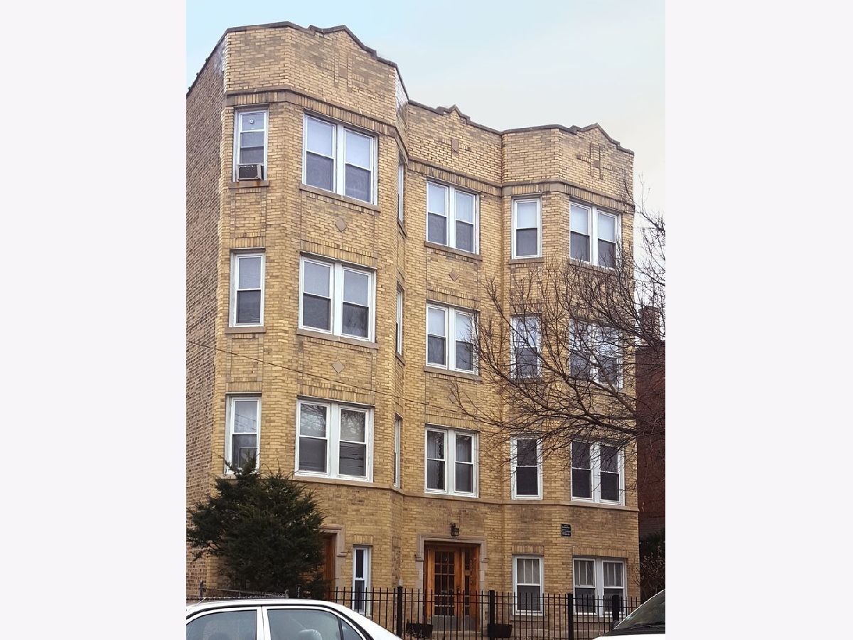  Rented Chicago Illinois, 2113 Mozart