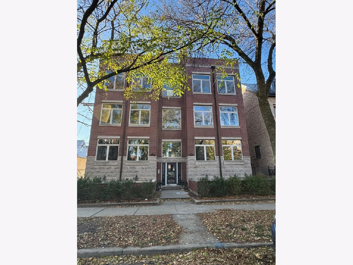  For Sale Chicago Illinois, 3616 Janssen Avenue