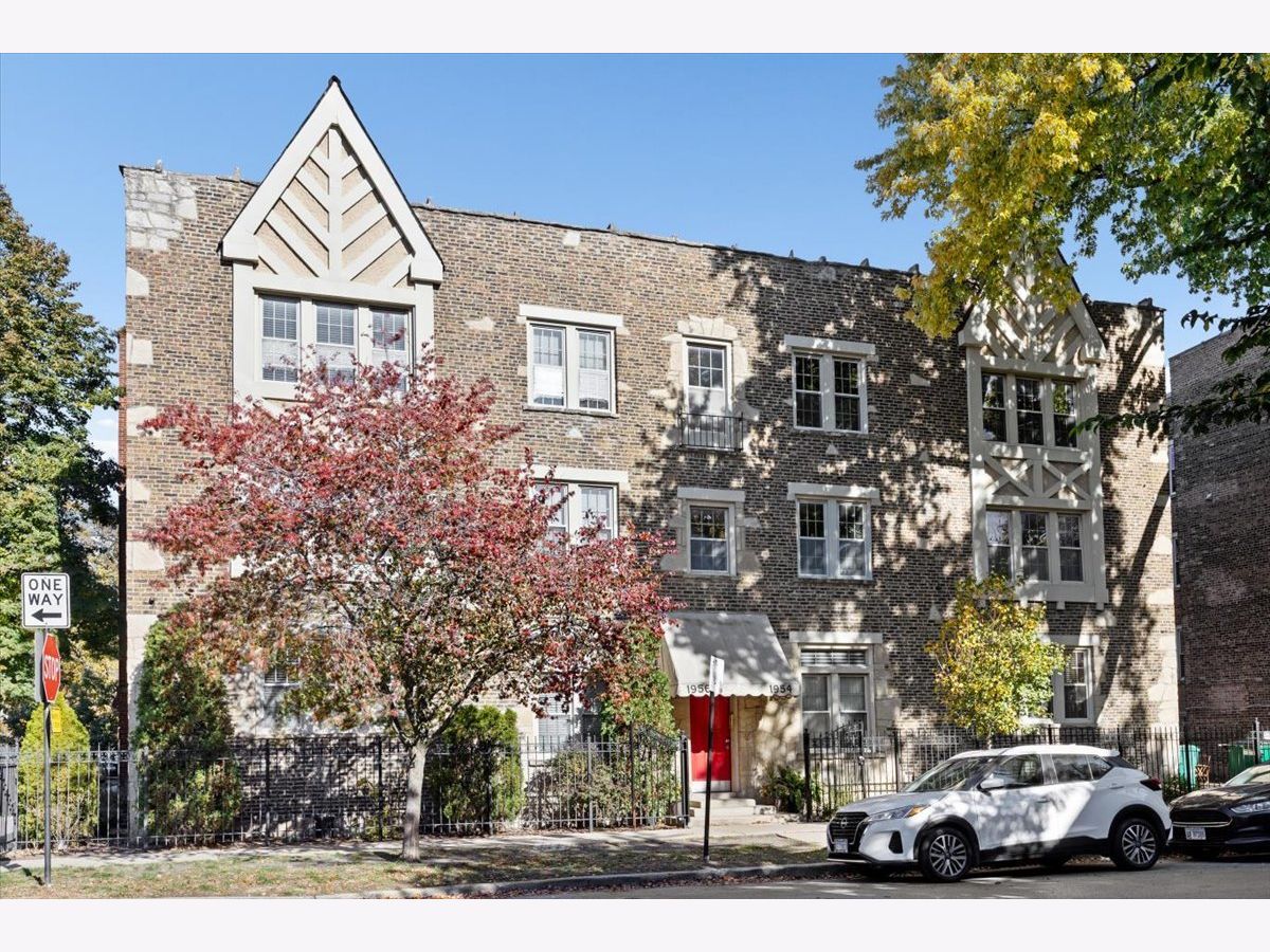  For Sale Chicago Illinois, 1956 Melrose Street