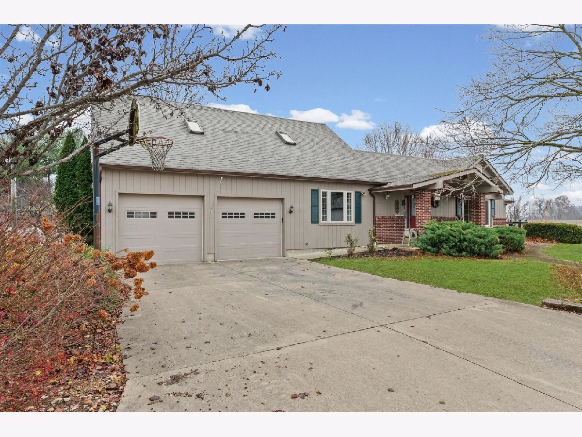  Sold Oakland Illinois, 15742 Moody