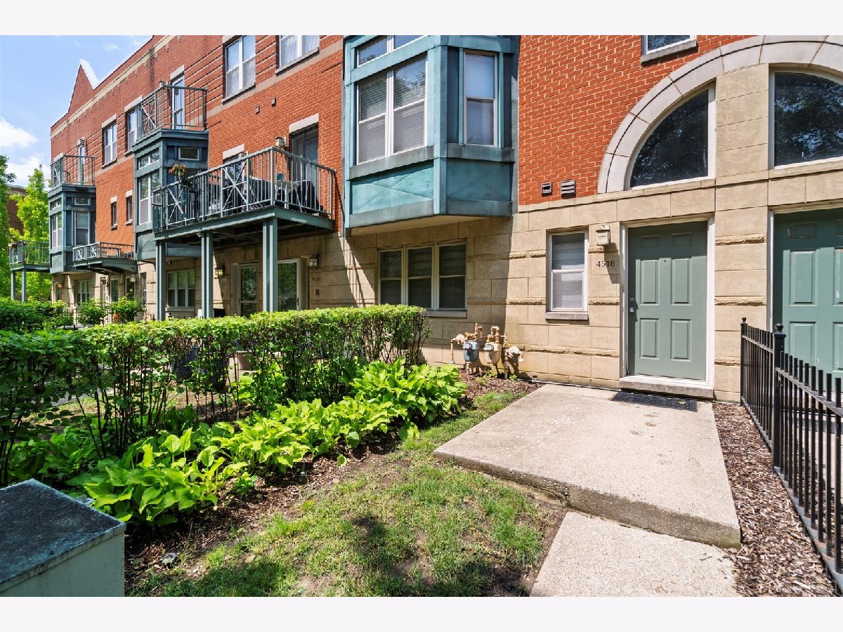  For Sale Chicago Illinois, 4518 Woodlawn Avenue