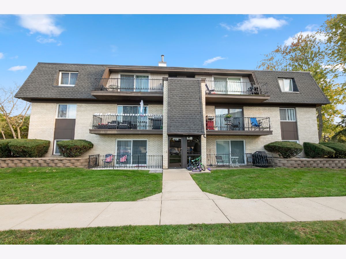  For Sale Palos Hills Illinois, 11109 84th Avenue