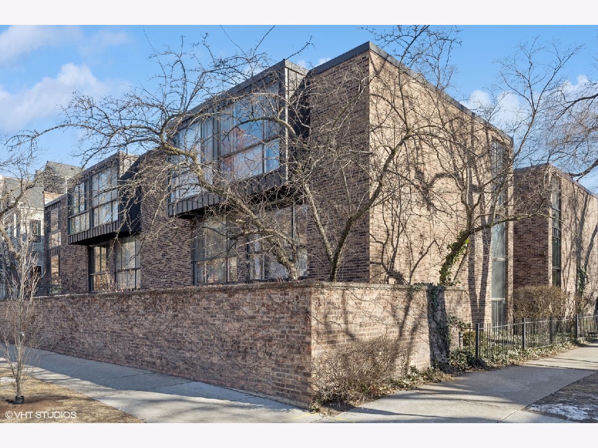  For Sale Chicago Illinois, 2701 Racine Avenue