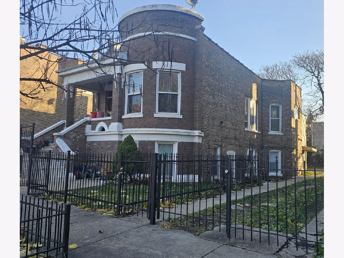  For Sale Chicago Illinois, 1825 Lawndale Avenue
