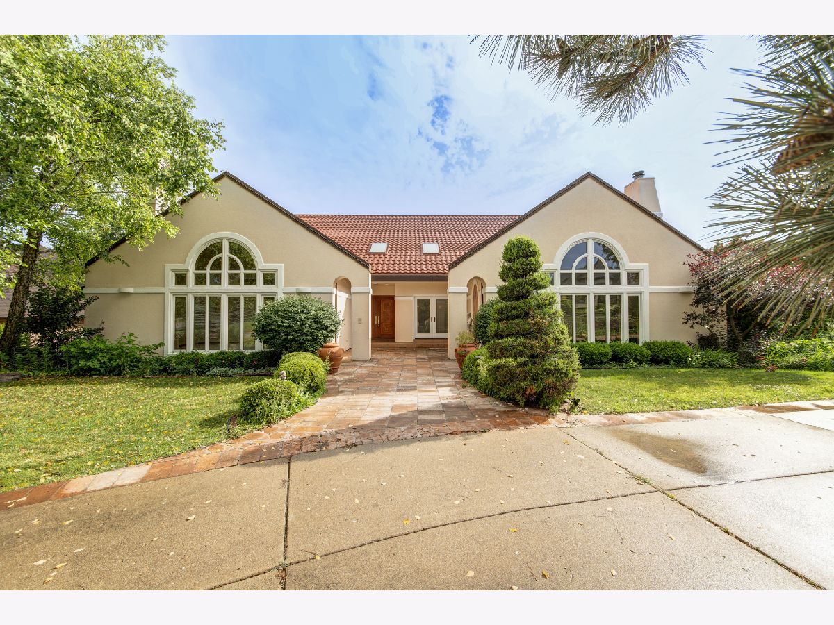  Rented Burr Ridge Illinois, 8170 Lake Ridge