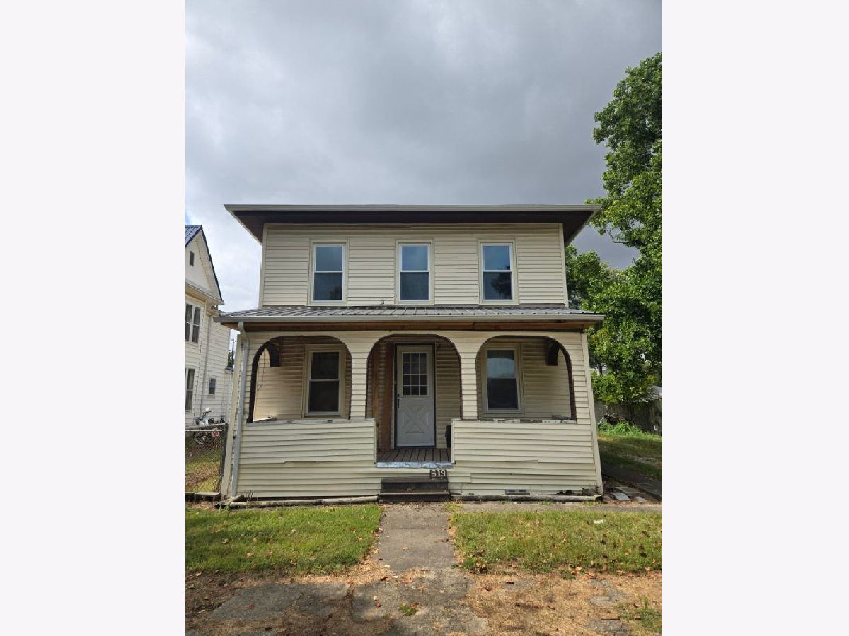  For Sale Clinton Illinois, 619 Madison Street