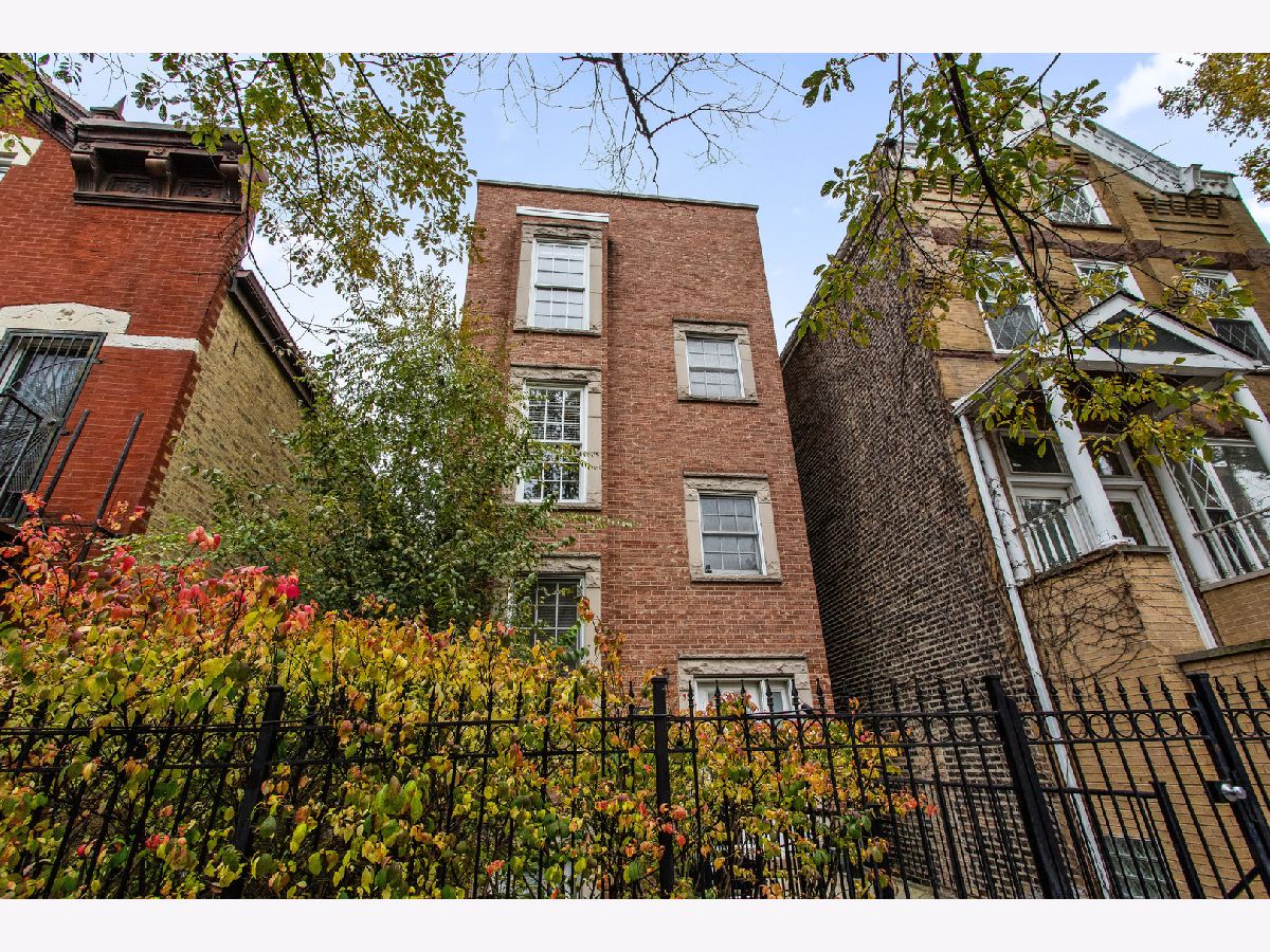  For Sale Chicago Illinois, 1413 Bosworth Avenue